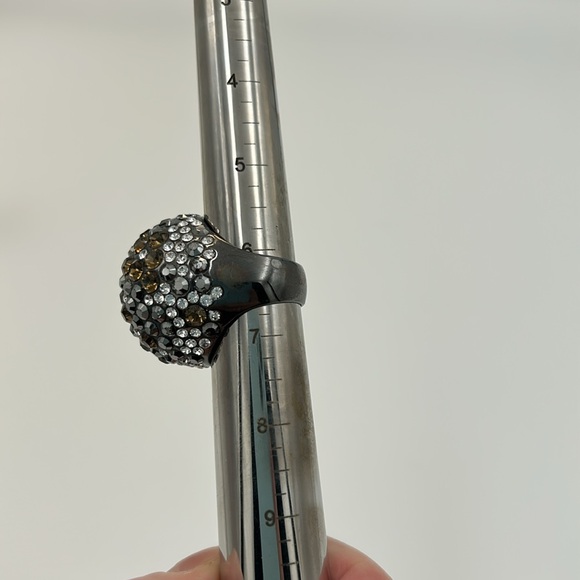 Henri Bendel Domed Rhinestone Cocktail Statement Ring 6.5 - Picture 6 of 6